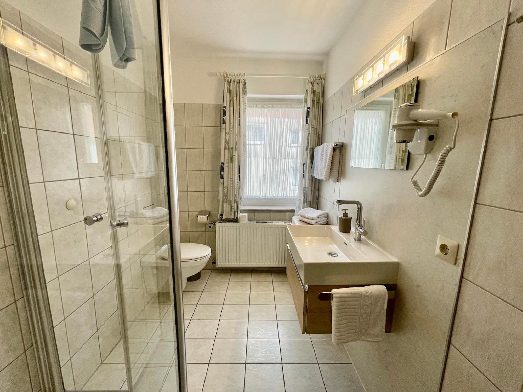 Gasthof-Ferienwohnung Zur Zweere Willingen  Ngoại thất bức ảnh